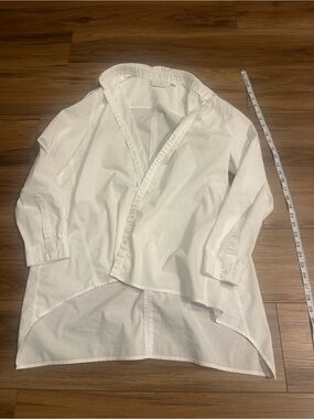 New York & Company White Button-Down High-Low Shirt